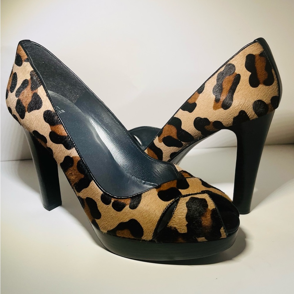Stuart Weitzman Leopard Print Calf Hair Peep Toe Heels Size 8 1/2